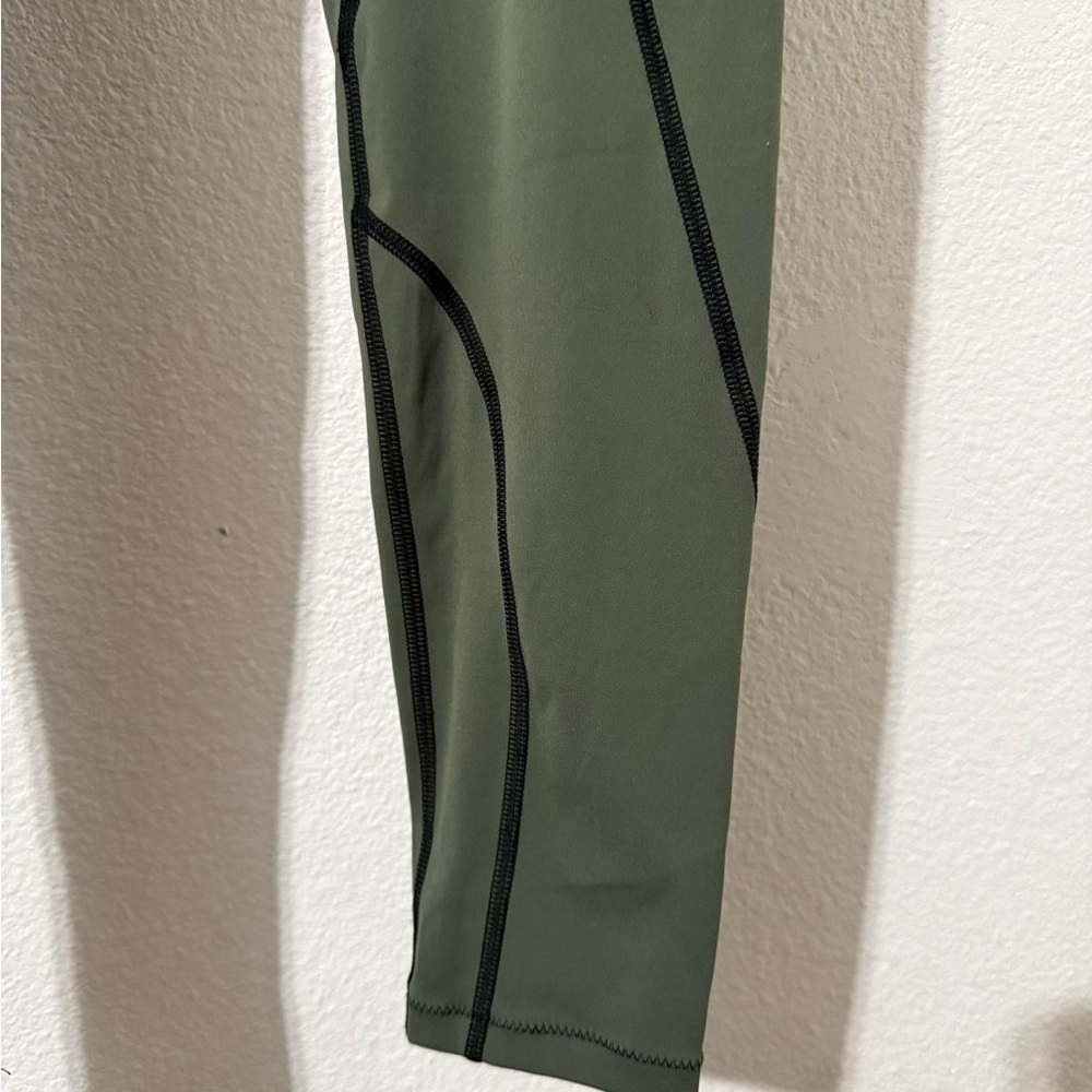 Bandier SOLID & STRIPED Olive Leggings with Black Details - Picture 2 of 6